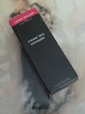 Laura Geller Crease-Less Concealer Smoothing Pen-Medium NIB